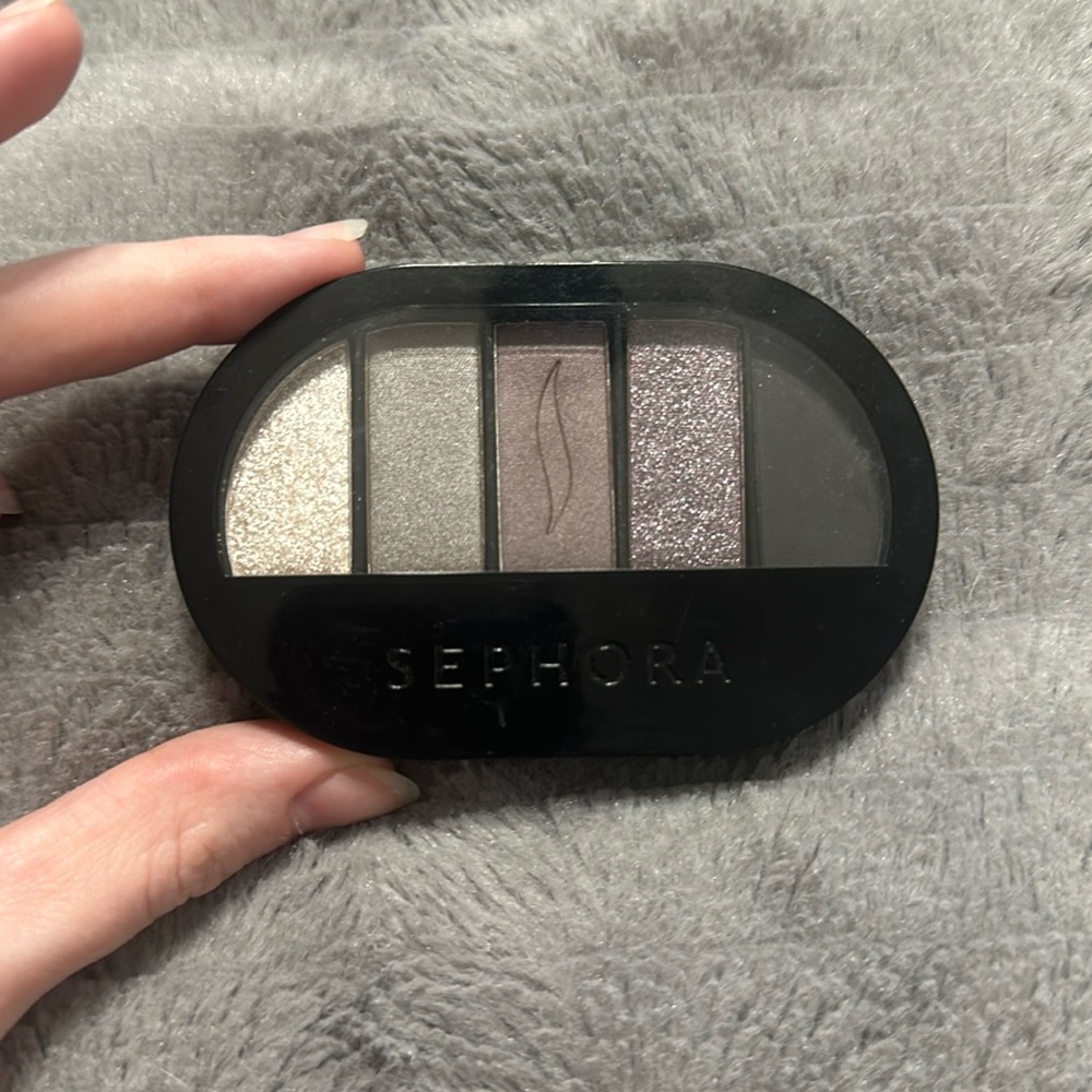 Sephora Eyeshadow Palette without Brush